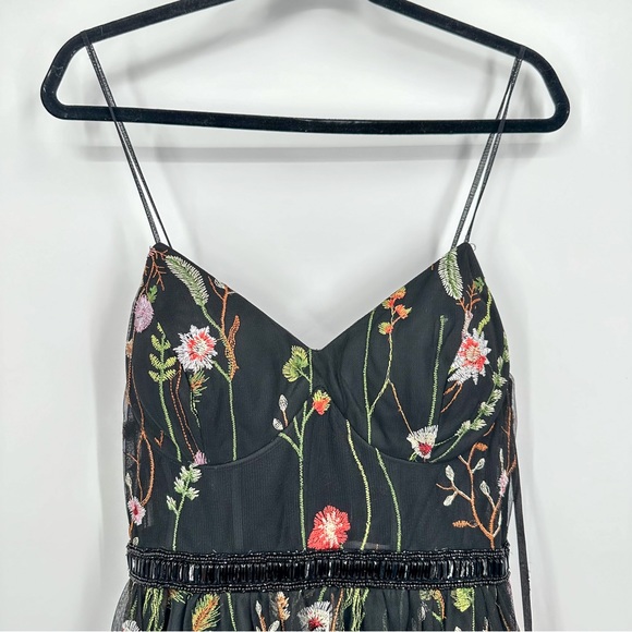 NEW Mac Duggal Floral Embroidered Black Cocktail A Line Dress Black Size 12 - Picture 6 of 10
